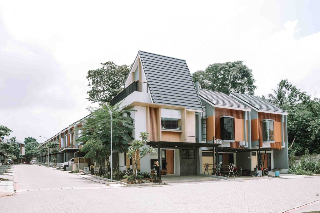 lake home serpong